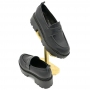Women's loafers in black leather