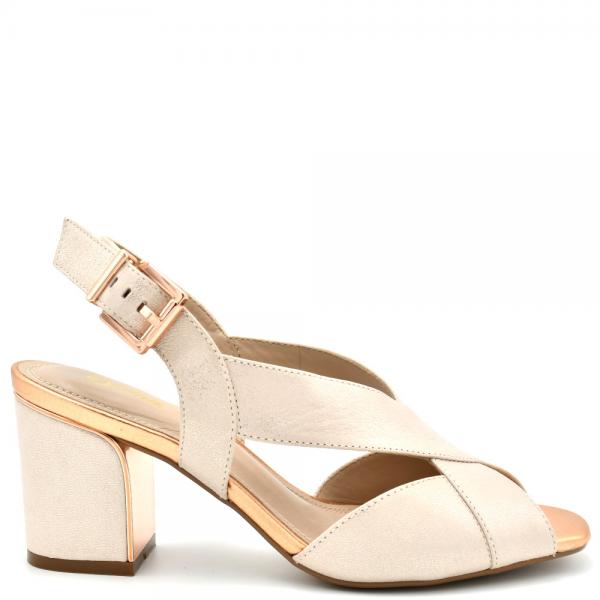 Sandals in nude leather
