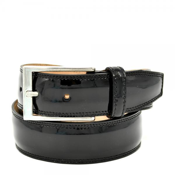 Pattent leather belt