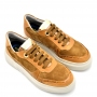 Sneakers in light brown leather